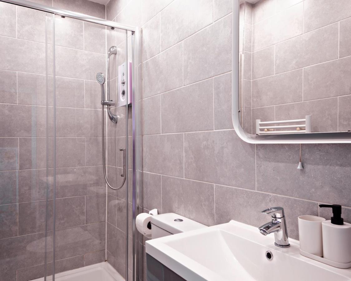 הרוגייט 71 East Parade מראה חיצוני תמונה